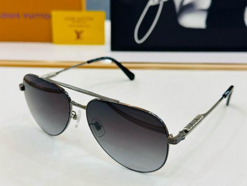 LV Sunglasses 478